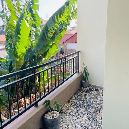 Renex Homes Namugongo Bagian luar foto